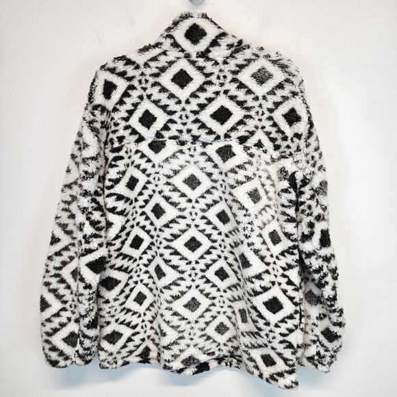 North Carolina Tar Heels 1/4 Zip Sherpa Jacket Size L Gray Relaxed Aztec Print - Picture 8 of 12